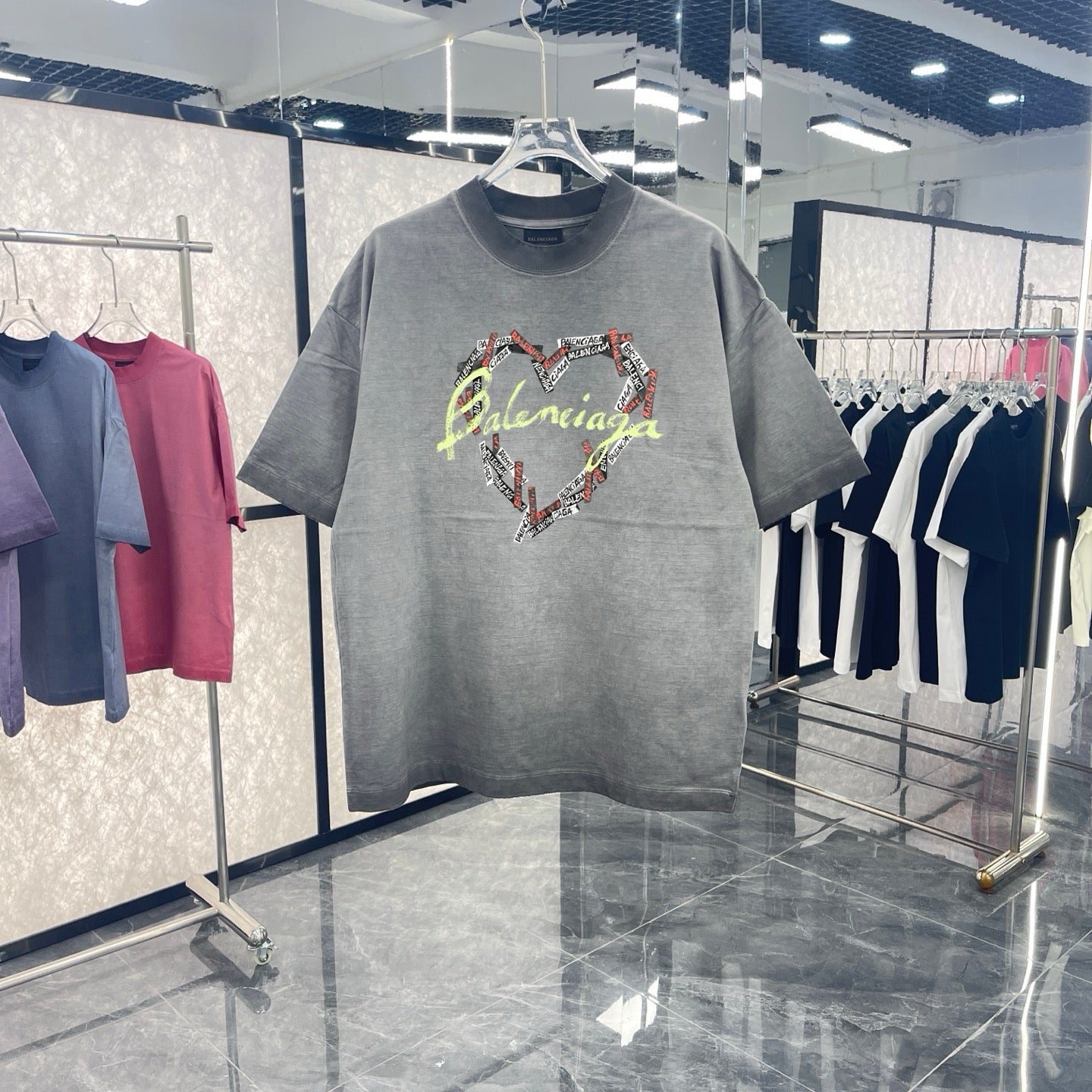 T-shirt Balenciaga Heart – Gris Vintage