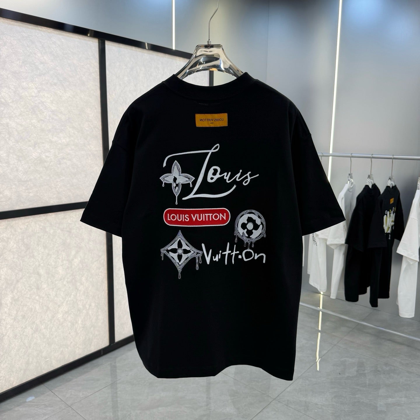 T-shirt Louis Vuitton Graffiti – Noir